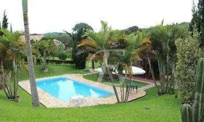 Chácara com 3 quartos à venda, 3200 m² por R$ 2.550.000 - Condomínio Veleiros de Ibiúna - 