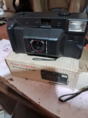 Máquina fotográfica 35 mm