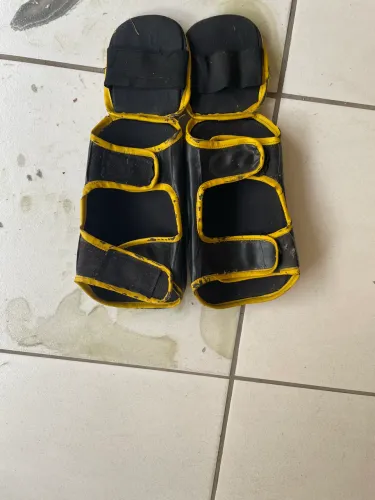 Caneleira de treino