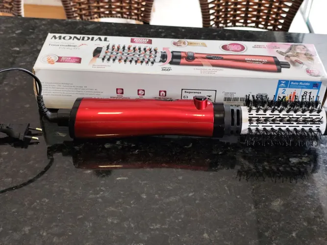 Escova secadora rotativa SUPER CONSERVADA 