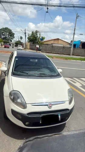 Fiat Punto Attractive Italia 1.4 F.flex 8V 5P 2015