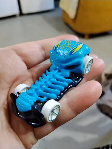 Carrinho Hotwheels Skull Crusher 