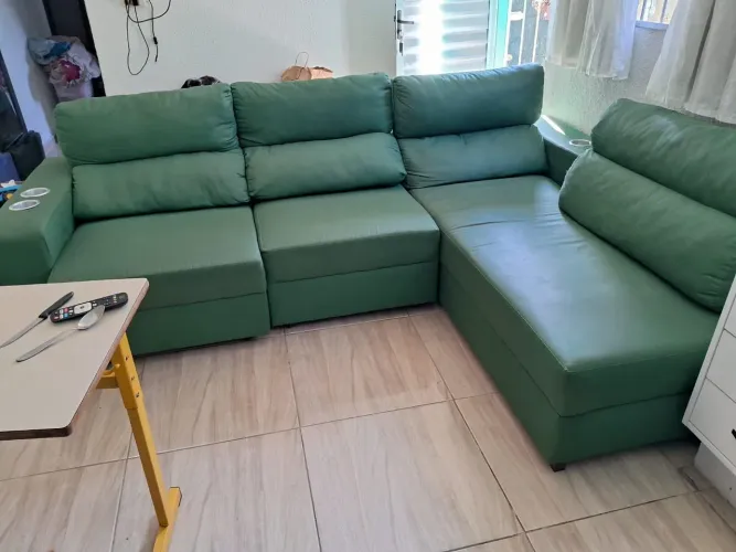 Vende-se sofá