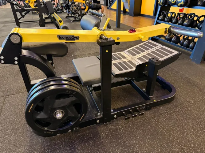 Elevação pélvica technogym
