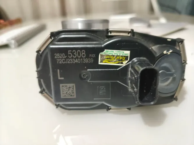Tbi Onix plus 1.0 aspirado
