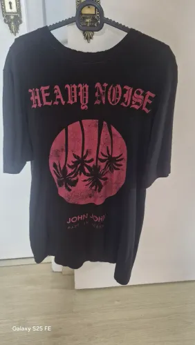 Camiseta John John tamanho M