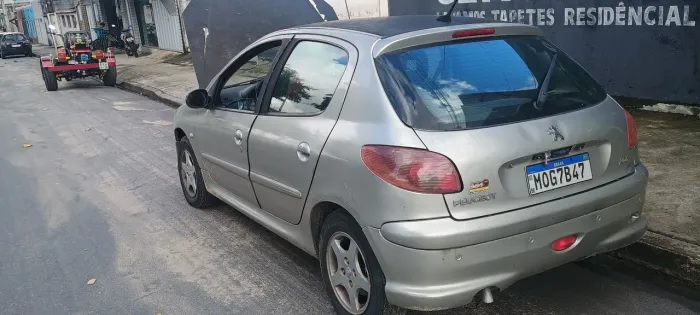 Peugeot 206 Techno/ Feline 1.6/ 1.6 Flex 16V 5P 2008