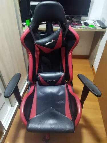 Cadeira PC.