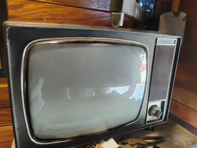 televisão ? antiga