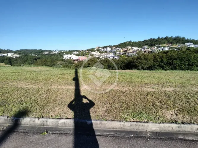 TERRENO A VENDA EM ITUPEVA CONDOMÍNIO PARQUE DOS RESEDAS ALTO PADRÃO LAZER COMPLETO codigo