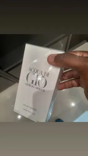 Perfume armani