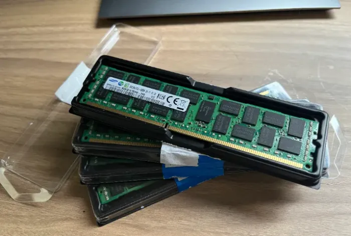 KIT 32gb Memoria x79 x99 Servidor ECC Ddr3 Samsung - 4 x 8gb Rdimm .