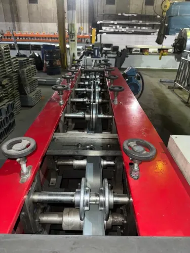 Perfiladeira Max 1 Steelframe 70/90