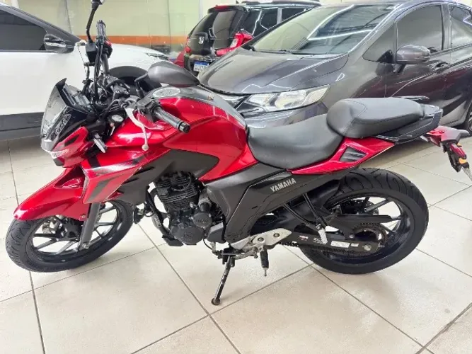 FAZER 250CC ZERADA 5.000 KM RODADOS