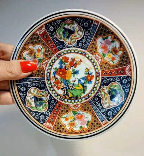 Prato em porcelana japonesa