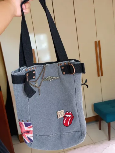 Bolsa lateral feminina