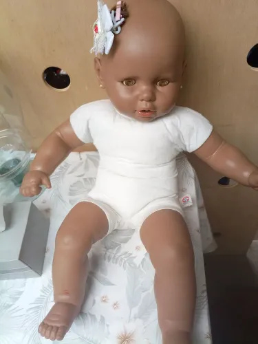 Boneca da estrela morena 