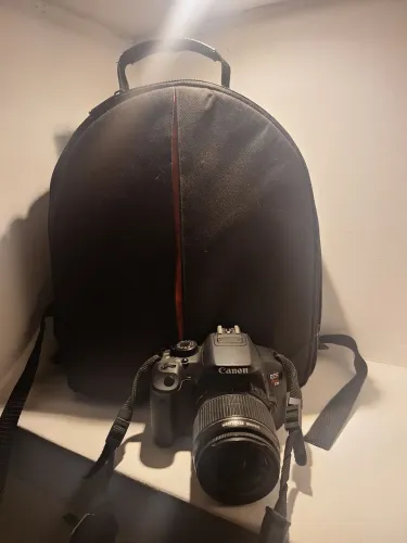 Canon t5i + bolsa + Carregador da bateria