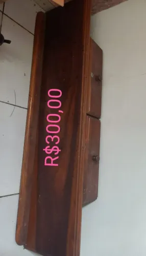 VENDO GELADEIRA, GUARDA-ROUPAS ETC.