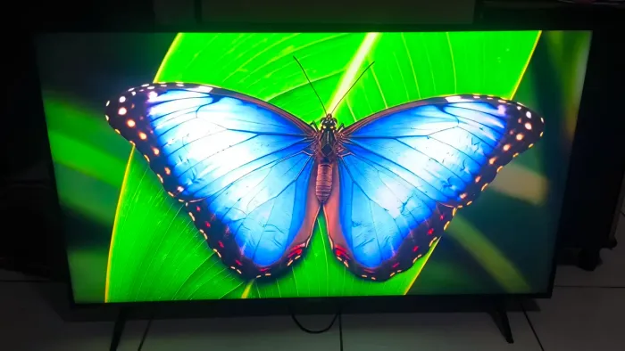 SMART TV 55 POLEGADAS 55UT - ANO 2024 FUNCIONANDO PERFEITAMENTE