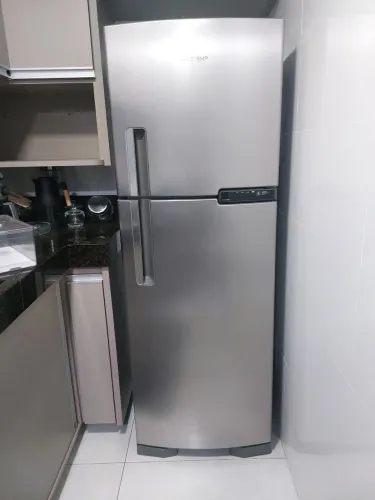 Geladeira 375L Inox Brastemp