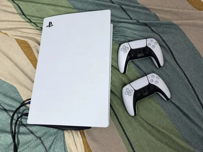 Ps5 com dois controles