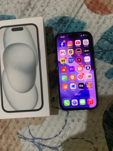 iPhone 15 novo
