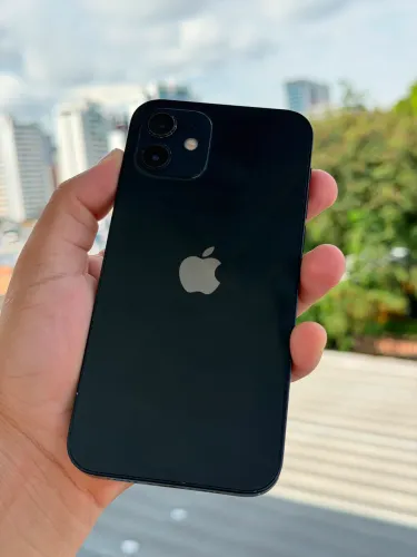 iPhone 12