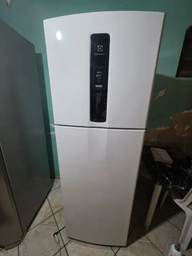 Geladeira Eletrolux