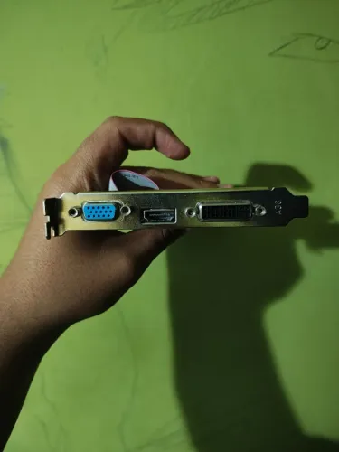 Placa de vídeo: GT 705 NVidia 2gb