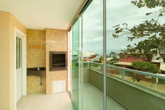 Apartamento a venda a poucos passos da praia de Mariscal, Bombinhas SC
