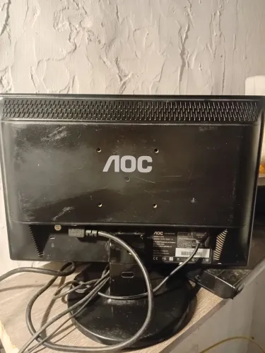 Monitor AOC LCD 19 polegadas 