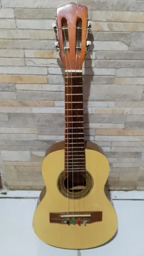 Cavaco Rei dos violões Acústico R$ 220,00