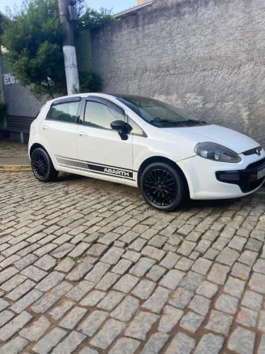 Fiat Punto Essence 1.6 Flex 16V 5P 2013