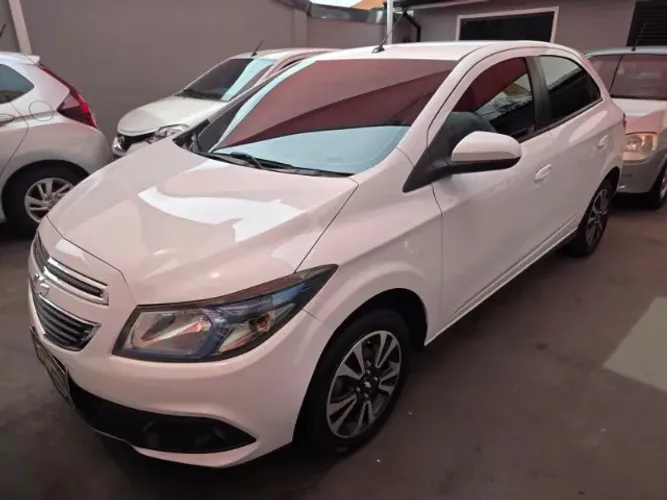 Chevrolet Onix Hatch LTZ 1.4 8V Flex Power Mec. 4P 2014