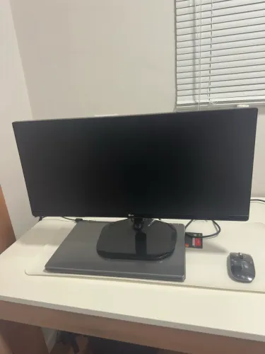 Monitor LG