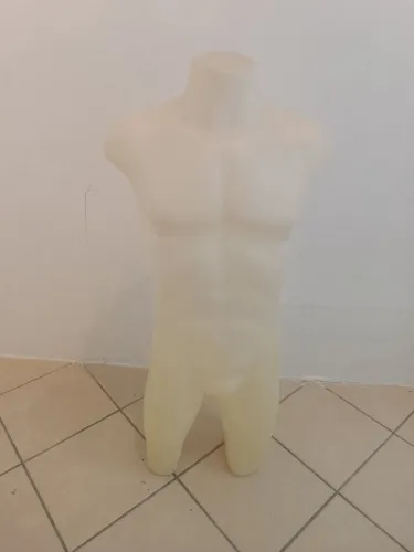 MANECO MASCULINO SEM BRACO E CABECA