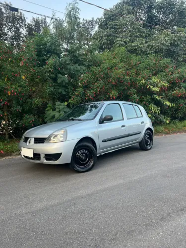 Renault Clio Expression Hi-flex 1.0 16V 5P 2006