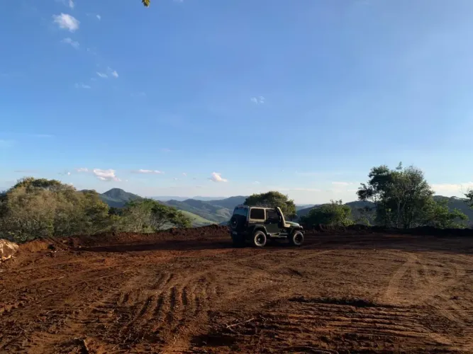 terreno 20 mil m2 com platô e mata nativa em Piracaia SP