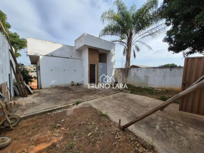 Casa à venda no bairro Fernão Dias Igarapé/MG