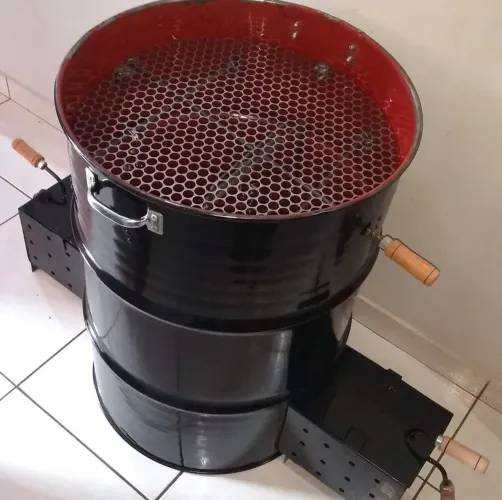 Churrasqueira porco e Costelão 