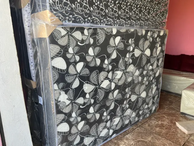 Cama box casal