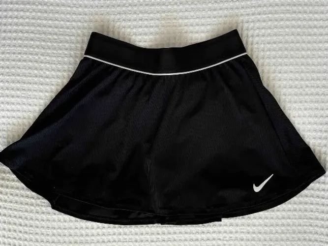 Saia Nike de jogar tênis