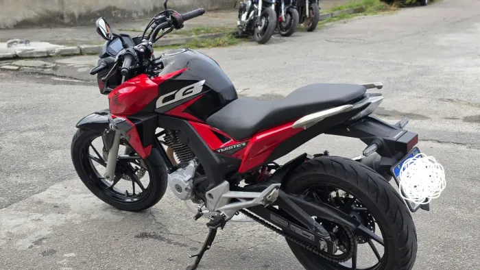 Honda Twister 250cc 2019 Flexone