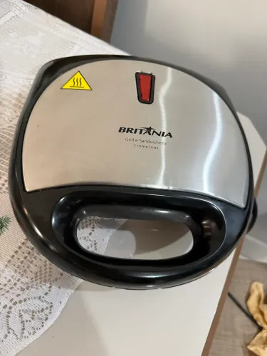 Sanduicheira e Grill Britânia