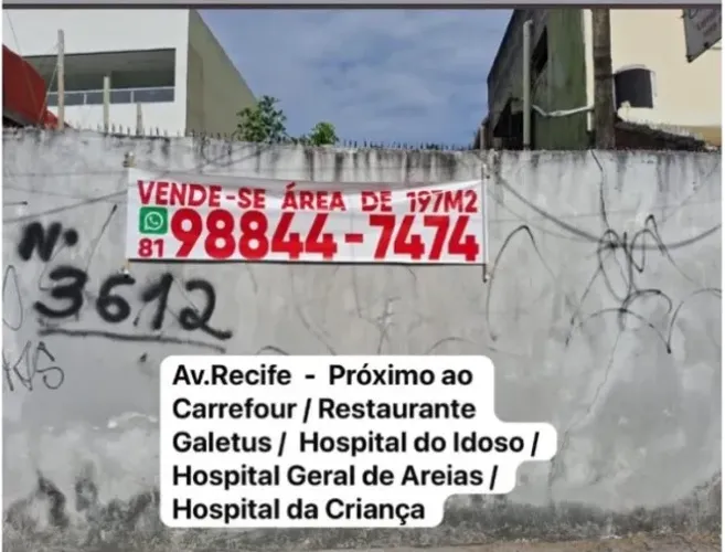Terreno ideal para ponto comercial na AV. RECIFE com total de 197m2 
