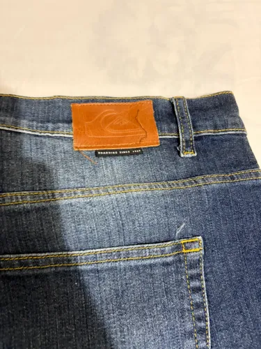 Calça Jeans Quiksilver Tamanho 52