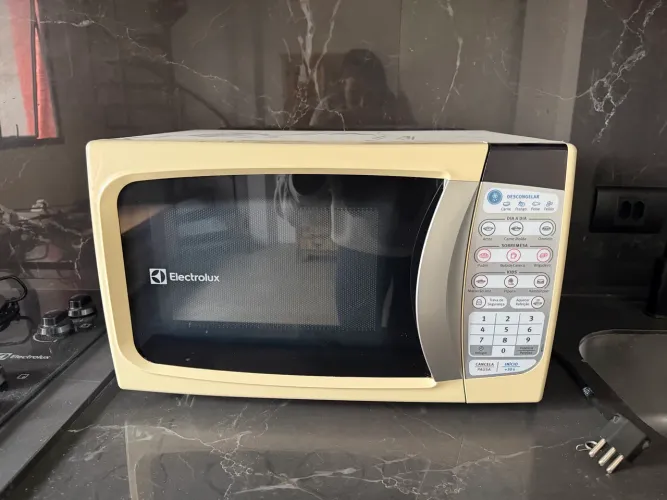 Microondas Electrolux MTD30
