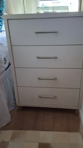 Cômoda para quarto ou escritório