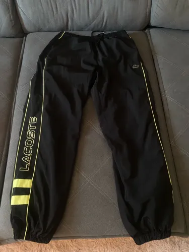 CALÇA LETREIRO LACOSTE RARA